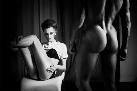 Модная черно-белая фотография от мастера эротической фотографии Szymon Brod...
