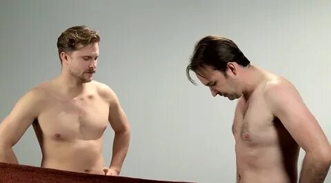 Awkward Video Of Male Best Freinds Seeing Eacth Other Naked
