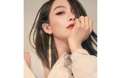pin by sk k2528 on song qian victoria song. actress song qian poses fashion...