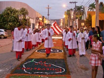 File:Procissão de Corpus Christi 2015 da Paróquia São Sebast
