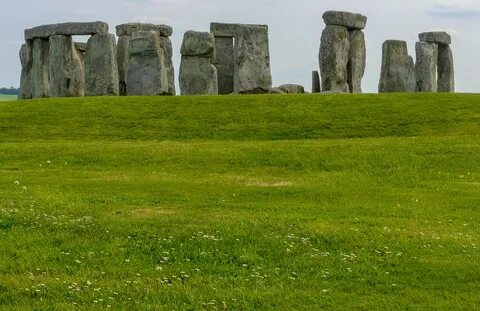 File:Stonehenge (43722125650).jpg - Wikimedia Commons