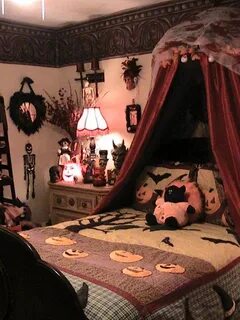 Quite a crypt! Halloween bedroom decor, Halloween room decor