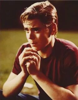 Normal girls: OH MY SWEET BABY PONYBOY ILL COMFORT YOU!!!!!!