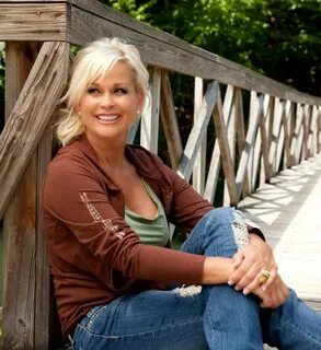 Lorrie Morgan (With images) Country female singers, Country 