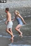 Dakota Fanning Swimsuit (50 Pics) - What's Fappened?💦