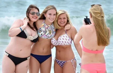 Pictures: Spring Break through the years Beach pictures pose