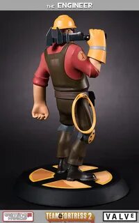 Gaming Heads Team Fortress 2 Engineer RED and BLU Statues - 