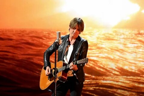 Watch Keith Urban Livestream Concert From His Basement - Rol