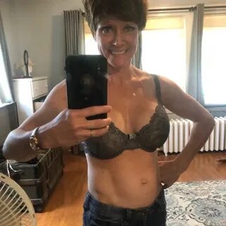 See Through Bra Selfie - Porn photos HD and porn pictures of