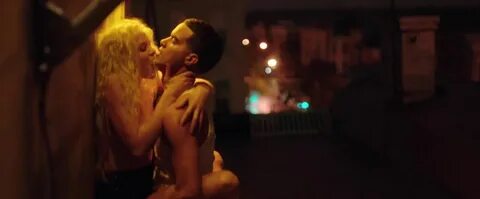 Morgan Saylor - White Girl (2016) celebrity topless scenes(1