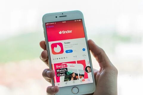 Tinder Crashes, Lovers in Frenzy UNRESERVED