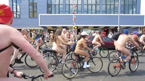 WNBR Portsmouth UK - World Naked Bike Ride - A Rider's View 
