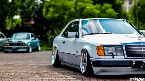 Mostbook: Tuning Mercedes Benz W124 Coupe Stance
