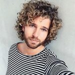 30+ How to Make Your Hair Curly for Men and What You Need to