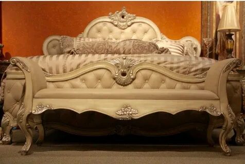 Beautiful French bed and bench. THE PARIS COLLECTION ORNATE 