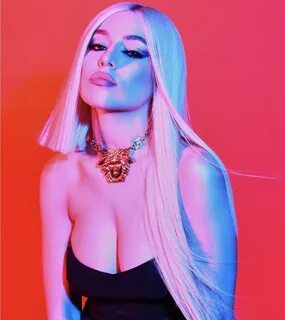 Ava Max Today (@AvaMToday) / Twitter