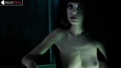 Hannah Rose May desnuda en Altered Carbon (1x10) - La Biblio