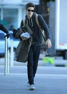 Modelling at the airport pt 2 Grant gustin, The flash grant 