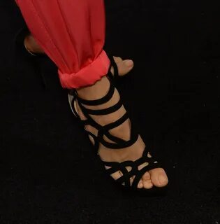 Angela Sarafyan's Feet wikiFeet