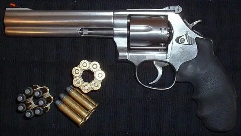 Photo "Smith and Wesson model 686 Plus .357 m Очень интересе