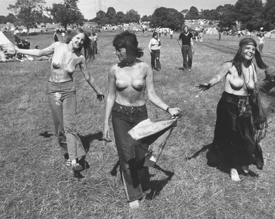 Amazing archive photos show history of Glastonbury dating ba