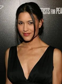 Julia Jones - IMDb Julia jones, Tanaya beatty, Native americ