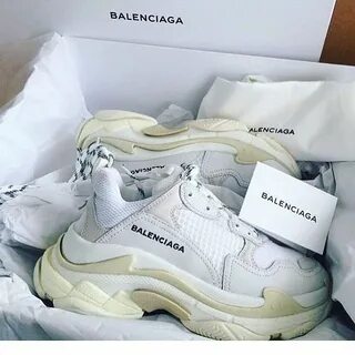 ✨ BALENCIAGA TRIPLE-S 😍 В НАЛИЧИИ ❗ Настоящая бомба 💣 Натура