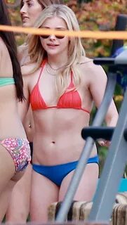 Chloe Grace Moretz shows off bikini bod on Neighbors sequel 