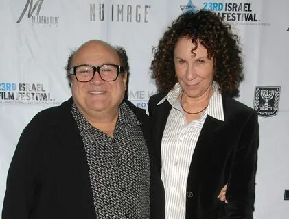 DeVito, Perlman split after 30 years