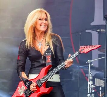 Лита Форд (Lita Ford) - Полная биография FUZZ MUSIC