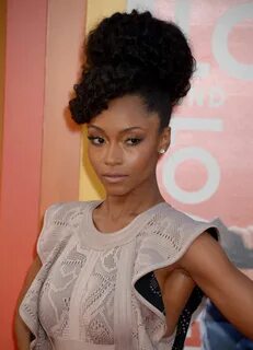 Yaya Dacosta - HawtCelebs