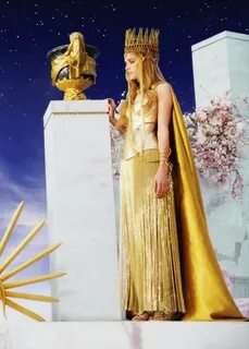 Isabel Lucas in 'Immortals' (2011). Greek goddess costume, G