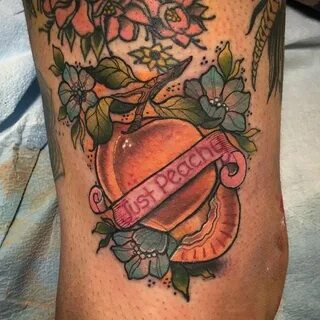 Neo traditional peach tattoo by Sydney Dyer. #fruit #neotrad
