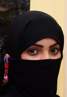 Saudi Arabia Arabian women, Beautiful muslim women, Niqab