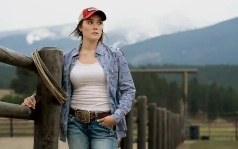 Eden brolin hot ✔‘Yellowstone' TV: Mia Actor Eden Brolin Pos