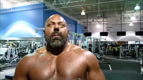 Big Lenny Misfit Maniac - YouTube