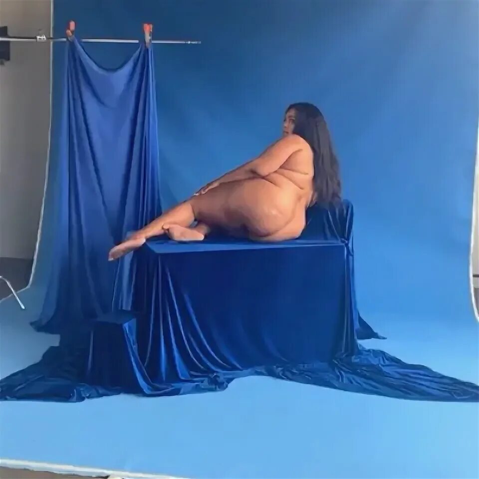 Lizzo en Instagram: "Pussy too good for my own damn self 😞 @rollingst...