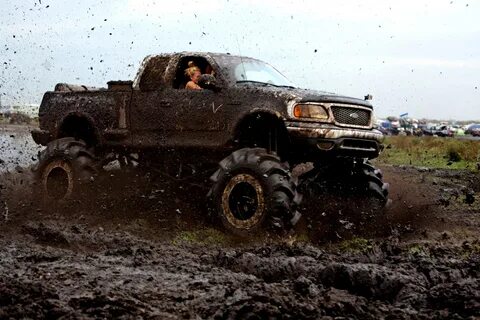 MUD-BOGGING 4x4 offroad race racing monster-truck race racin