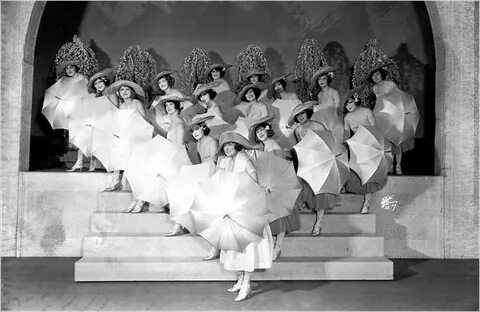 Ziegfeld follies Ziegfeld follies, Ziegfeld girls, Florenz z