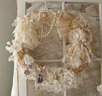 22 Versatile Shabby Chic Christmas Wreaths That Can Be Used 