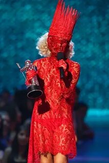 Lady Gaga на MTV VMA 2009,2010 " uCrazy.ru - Источник Хороше