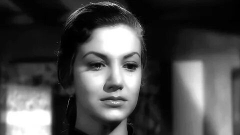 Ana Luisa Peluffo en "La ilegítima" Trailer (1956) - Cine Cl