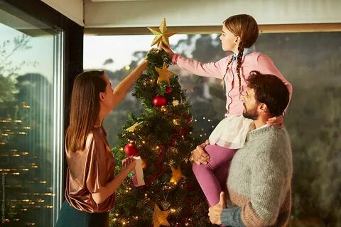 Top 7 skills you should know for Christmas home decoration i