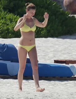 Emily VanCamp Archives - HawtCelebs Bikinis, Yellow bikini, 