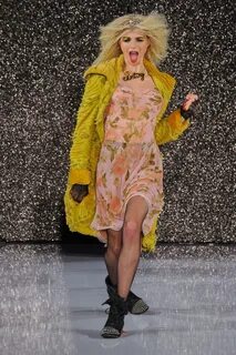Betsey Johnson Spring 2013 Runway Pictures - Livingly