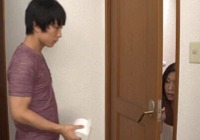 DVDES-354 幸 田 梨 纱(幸 田 り な)和 弟 弟 在 卫 生 间 里 的 涌 动 - 一 张 单 人 床