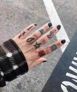 tattoo @dedpunk in 2020 Hand and finger tattoos, Knuckle tat