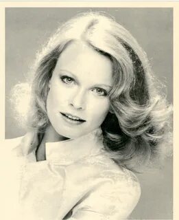 Pictures of Shelley Hack - Pictures Of Celebrities