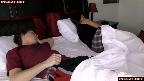 Raven hart share bed 