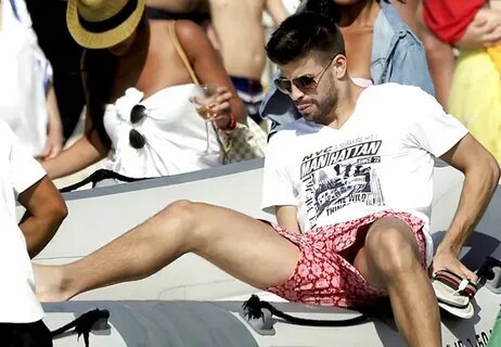 Gerard Pique - 43 Pics xHamster